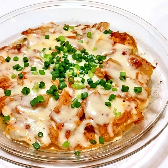 レンジで 鶏むね肉のキムチチーズがけ
